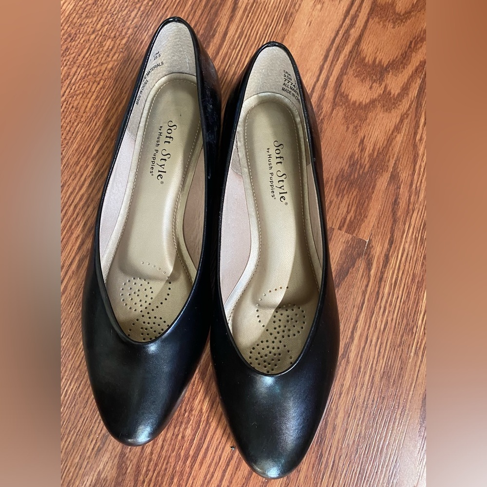 Hush Puppies, Soft Style Angel Flats. Size 9 1/2 Wide,  Color Black, Like New